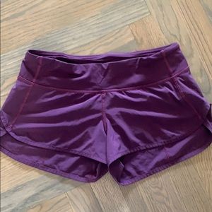 Lululemon 🍋 speed up shorts 2.5” size 4